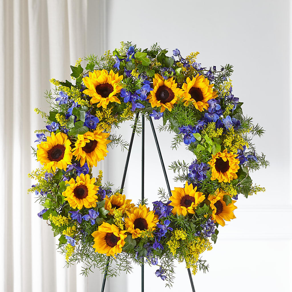 Bright Rays Wreath – Flowers Forever, Carlsbad CA