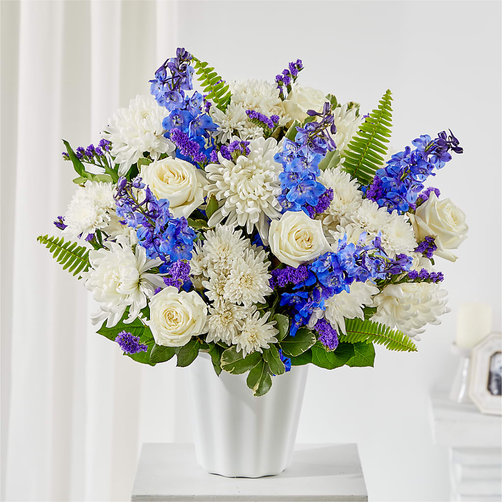 Hold Dear Tabletop Basket – Flowers Forever, Carlsbad CA