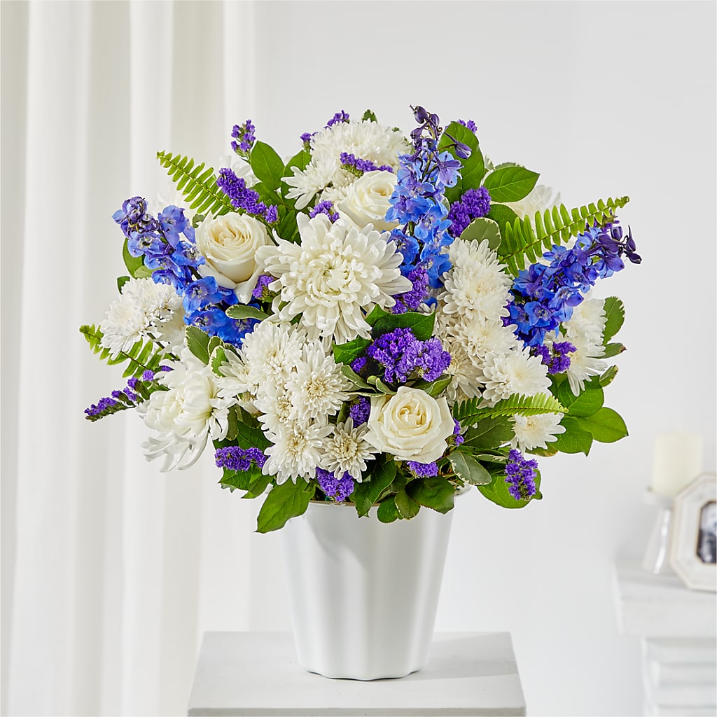 Hold Dear Tabletop Basket – Flowers Forever, Carlsbad CA