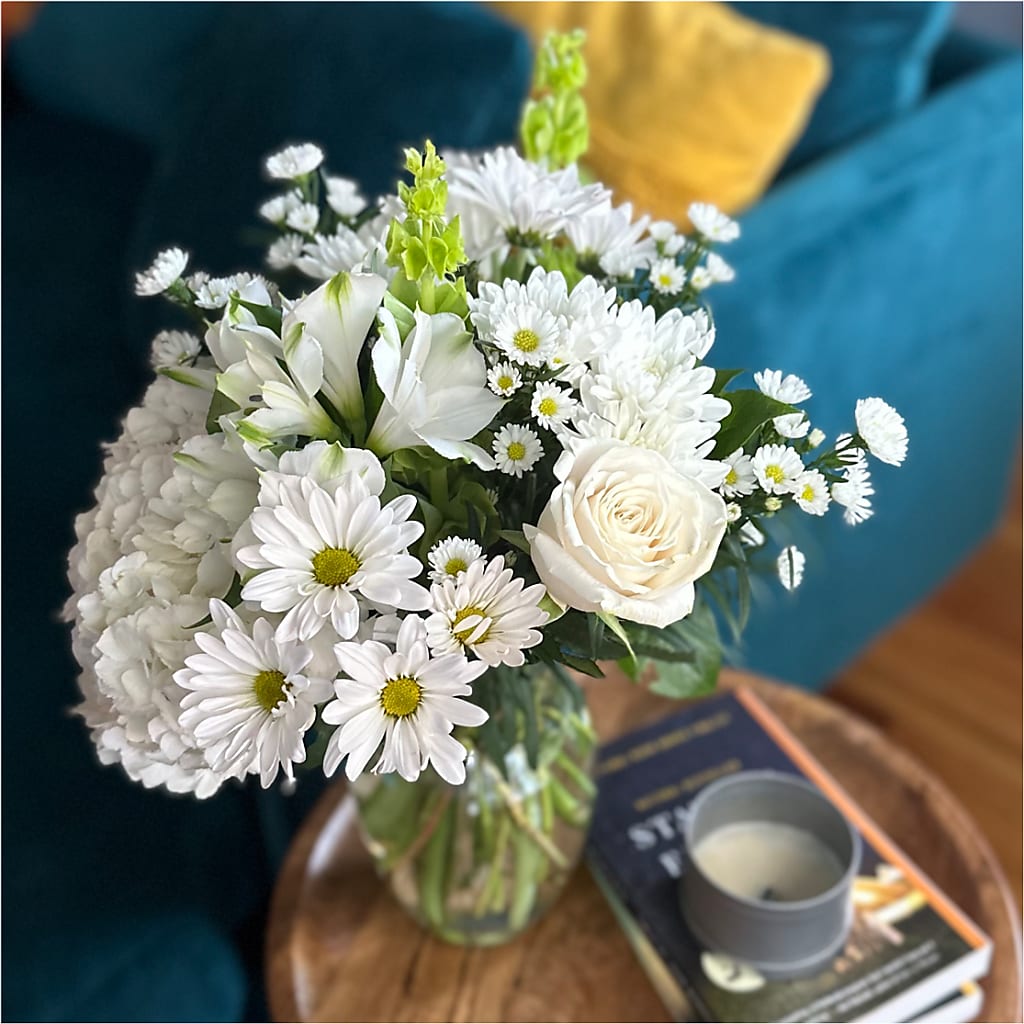 Classic Ivory – A Florist Original –  Flowers Forever, Carlsbad CA
