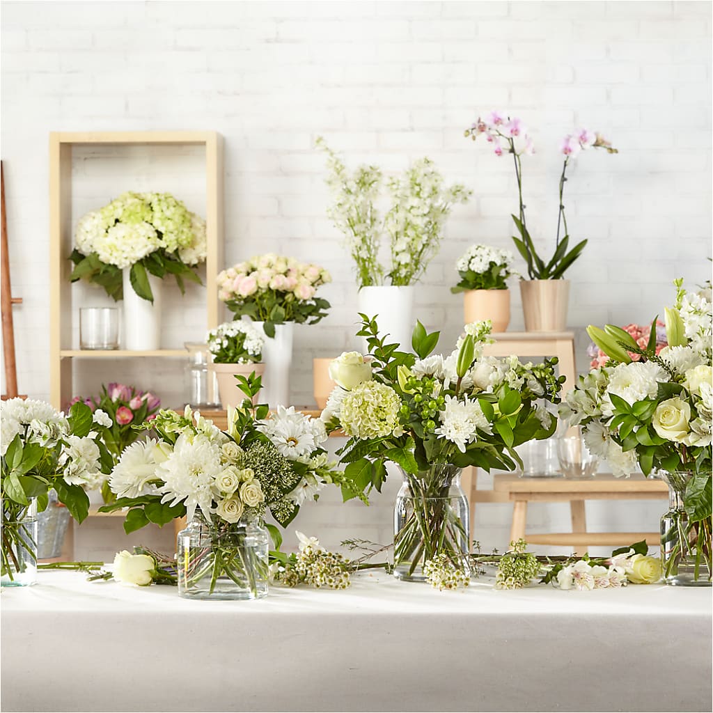 Classic Ivory – A Florist Original –  Flowers Forever, Carlsbad CA